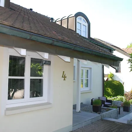 Am Buck Bei Basel * לוראך